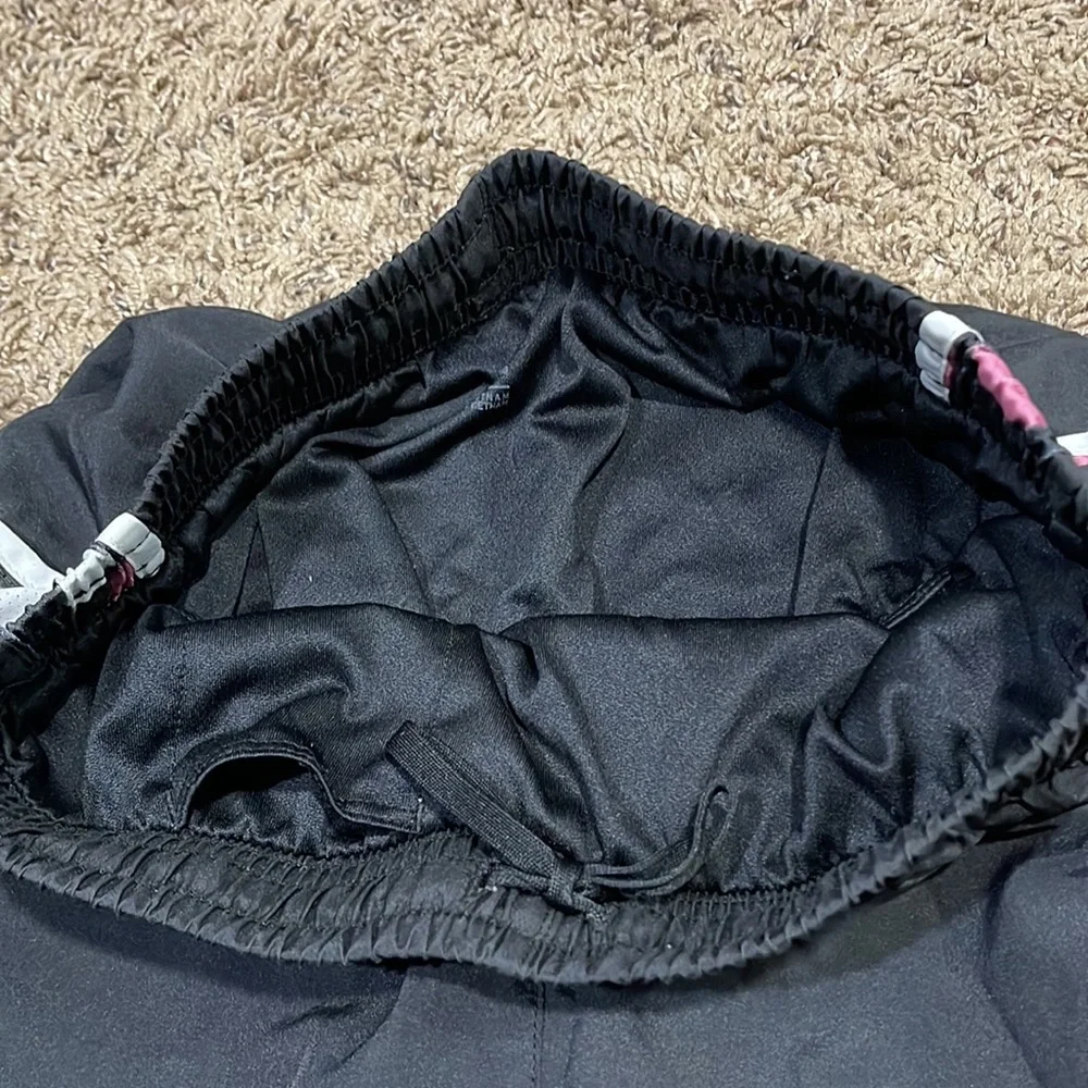 Nike Black Athletic Shorts Girls Size XL